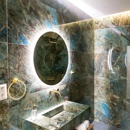 Lägenhet Indira Kalamata